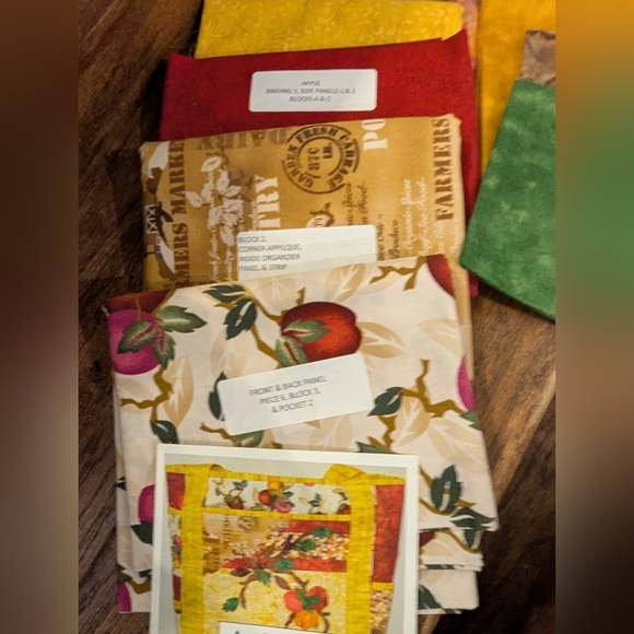 Mount Redoubt Designs by Letita Hutchings Apple spice produce bag Quilt Project - Picture 6 of 11